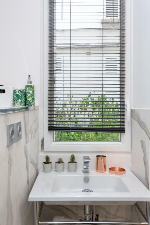 Studio D'Architecte Au Pied De Tour Eiffel Apartment Paris Exterior photo